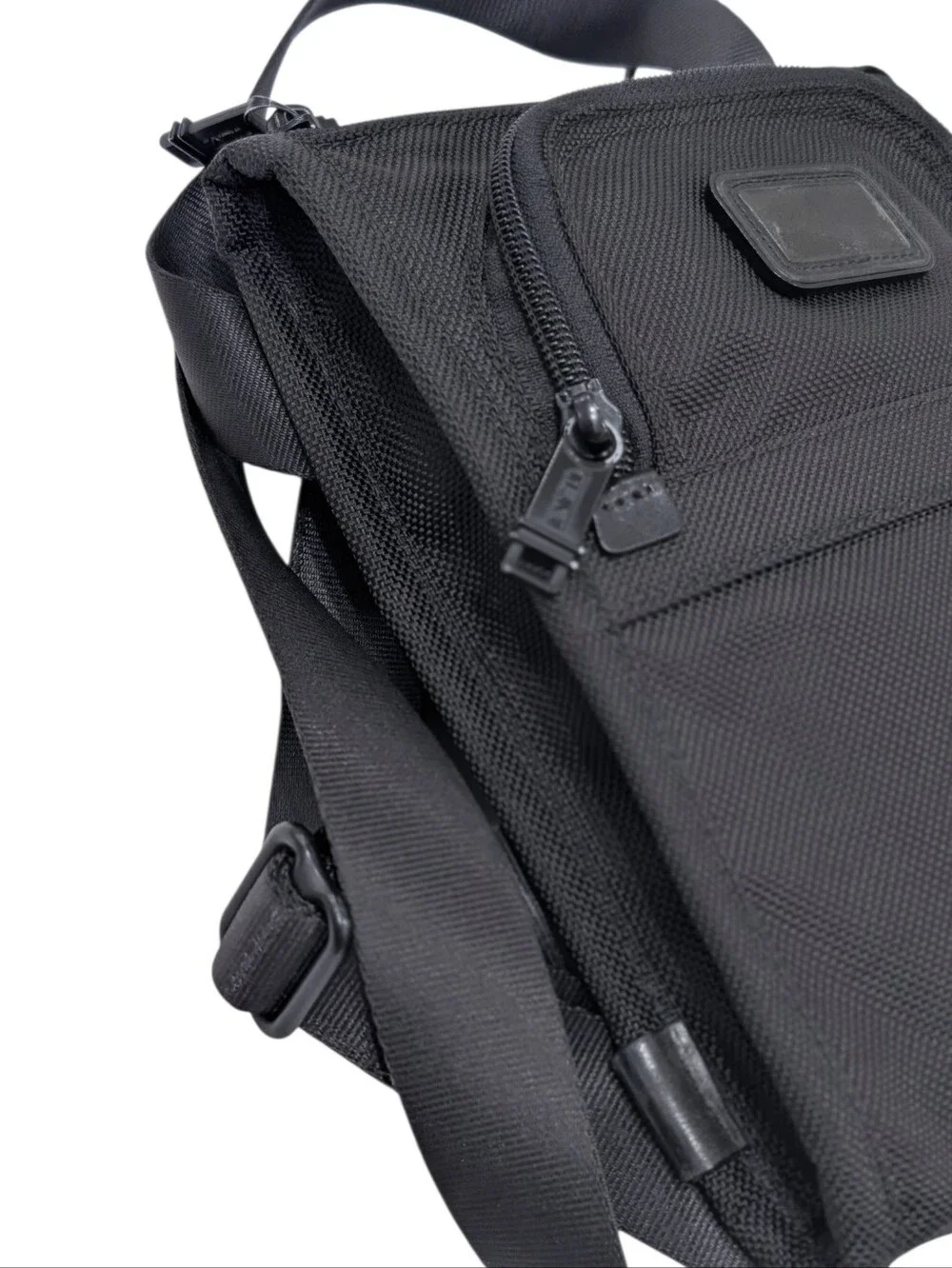 Tumi excellent minor